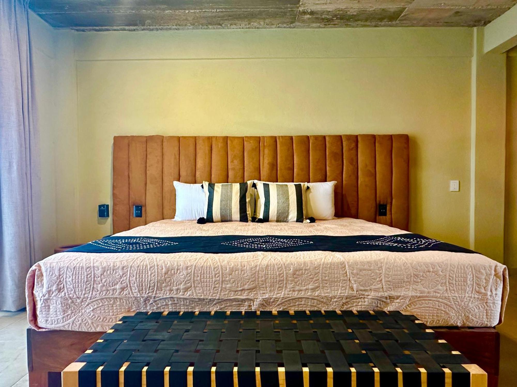 Lolitas Suites 303 Zihuatanejo Exterior photo